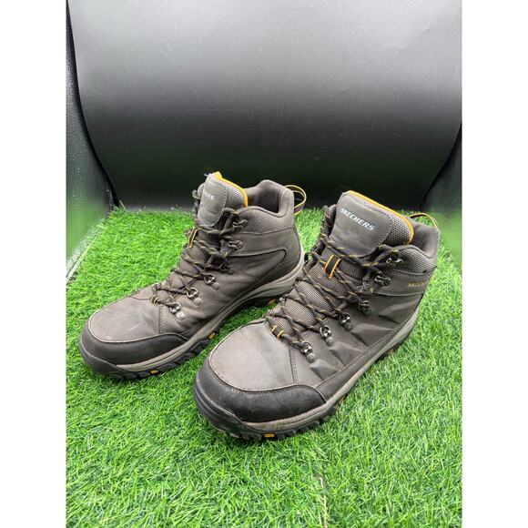 Men’s Daggett Water-Repellent Outdoor Hiking Boots - Size 11.5 - Used